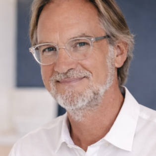 Portraitbild von Herrn Dr. Müller - Orthopädische Privatpraxis